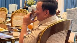 Presiden Prabowo Subianto menerima sambungan telepon dari
Perdana Menteri Australia Anthony Albanese pada Selasa sore, 21
April 2026. Foto: BPMI Setpres/Unggahan Akun Media Sosial
@sekretariat.kabinet