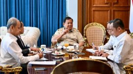 Presiden Prabowo Subianto memanggil Menteri Energi dan Sumber Daya Mineral (ESDM) Bahlil Lahadalia di Istana Merdeka, Jakarta,pada Senin, 27 April 2026. Foto: BPMI Setpres/Cahyo