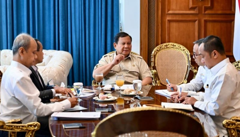 Presiden Prabowo Subianto memanggil Menteri Energi dan Sumber Daya Mineral (ESDM) Bahlil Lahadalia di Istana Merdeka, Jakarta,pada Senin, 27 April 2026. Foto: BPMI Setpres/Cahyo